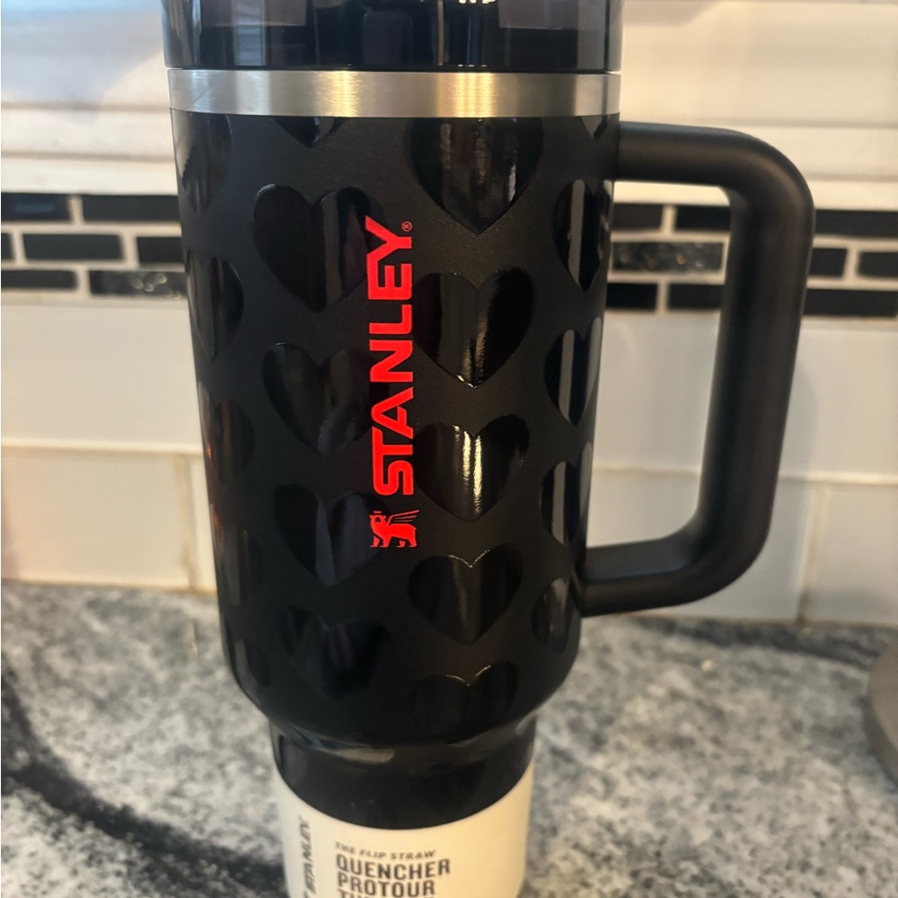 Stanley Black Lovely 40oz NWT